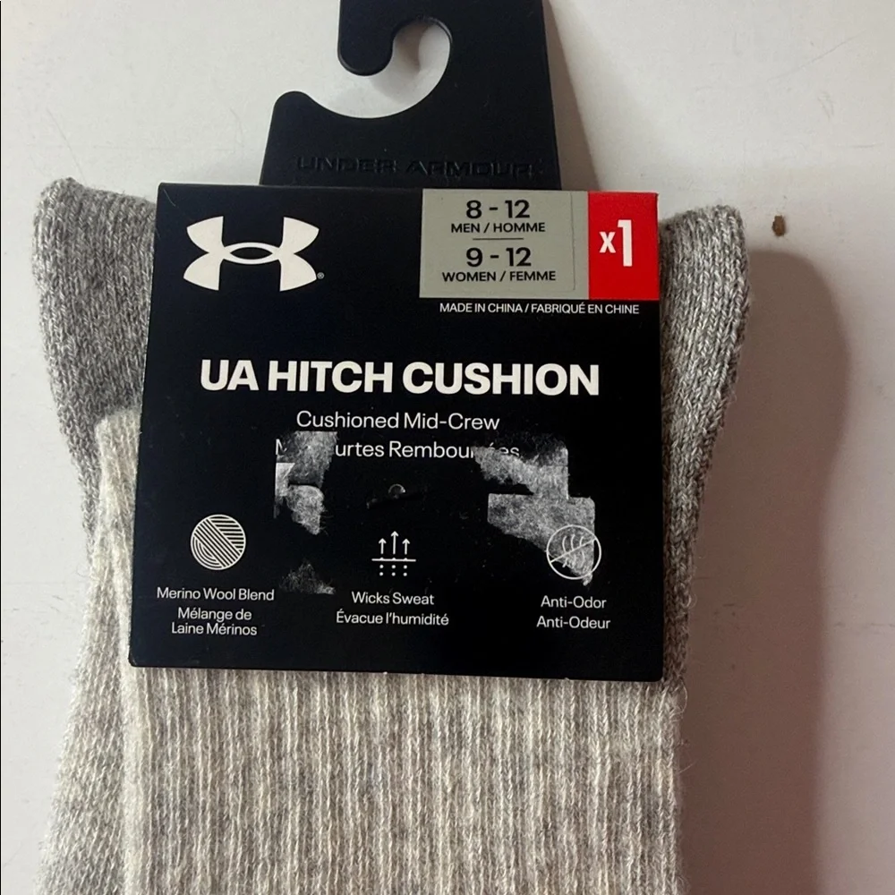 Under Armour Assortment of Socks 3 Pairs Men’s Size Large